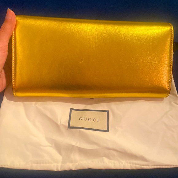 Gucci Dionysus Gold Clutch - Picture 2 of 5